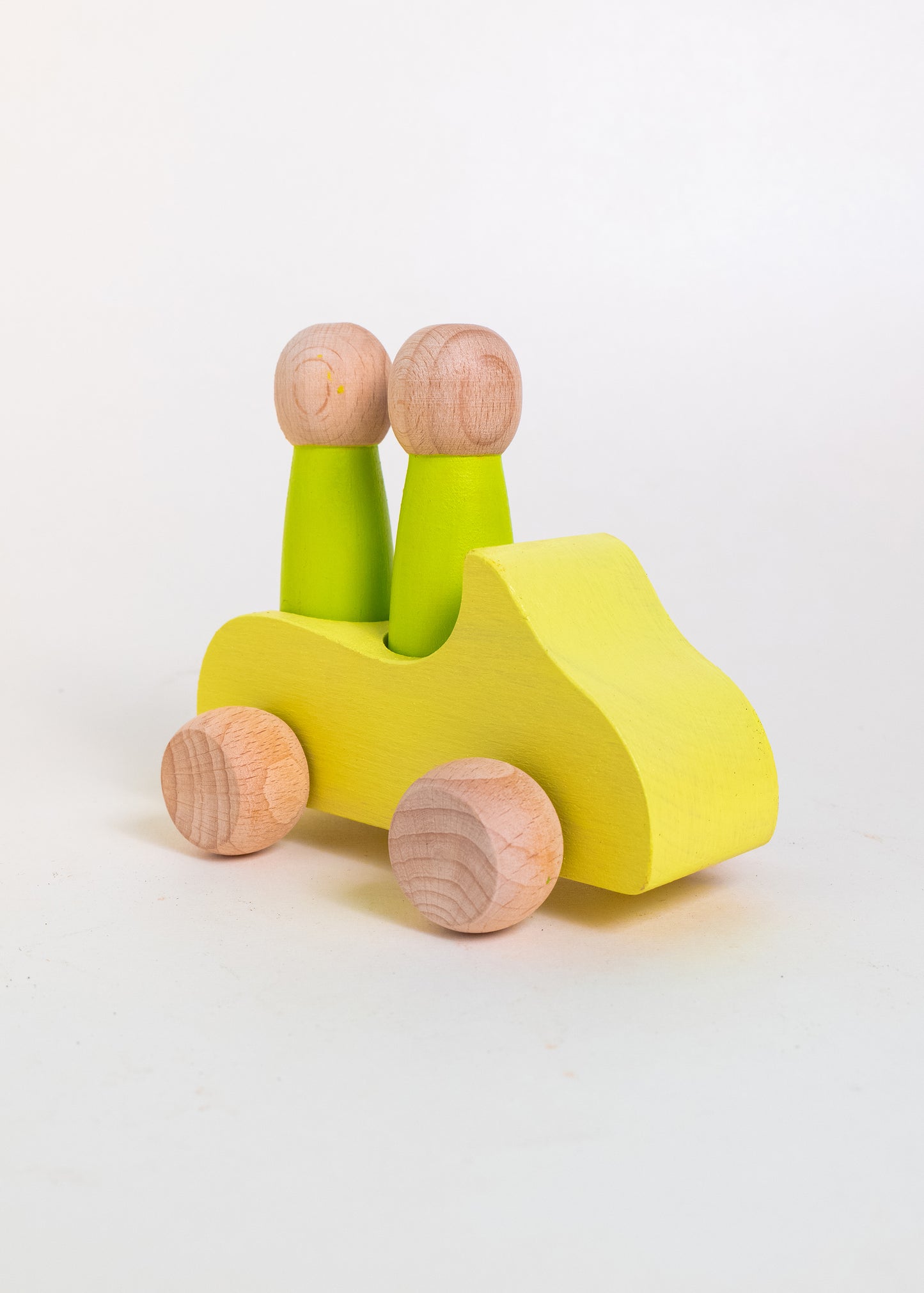 Wooden Montessori Inspired Car with Peg dolls/ Peg People Car